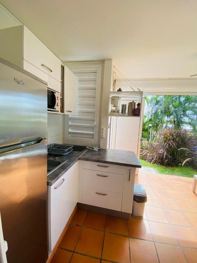 Appartement Rez-De-Chaussee De Villa A 1 Minute De La Plage Saint-Francois  Eksteriør bilde
